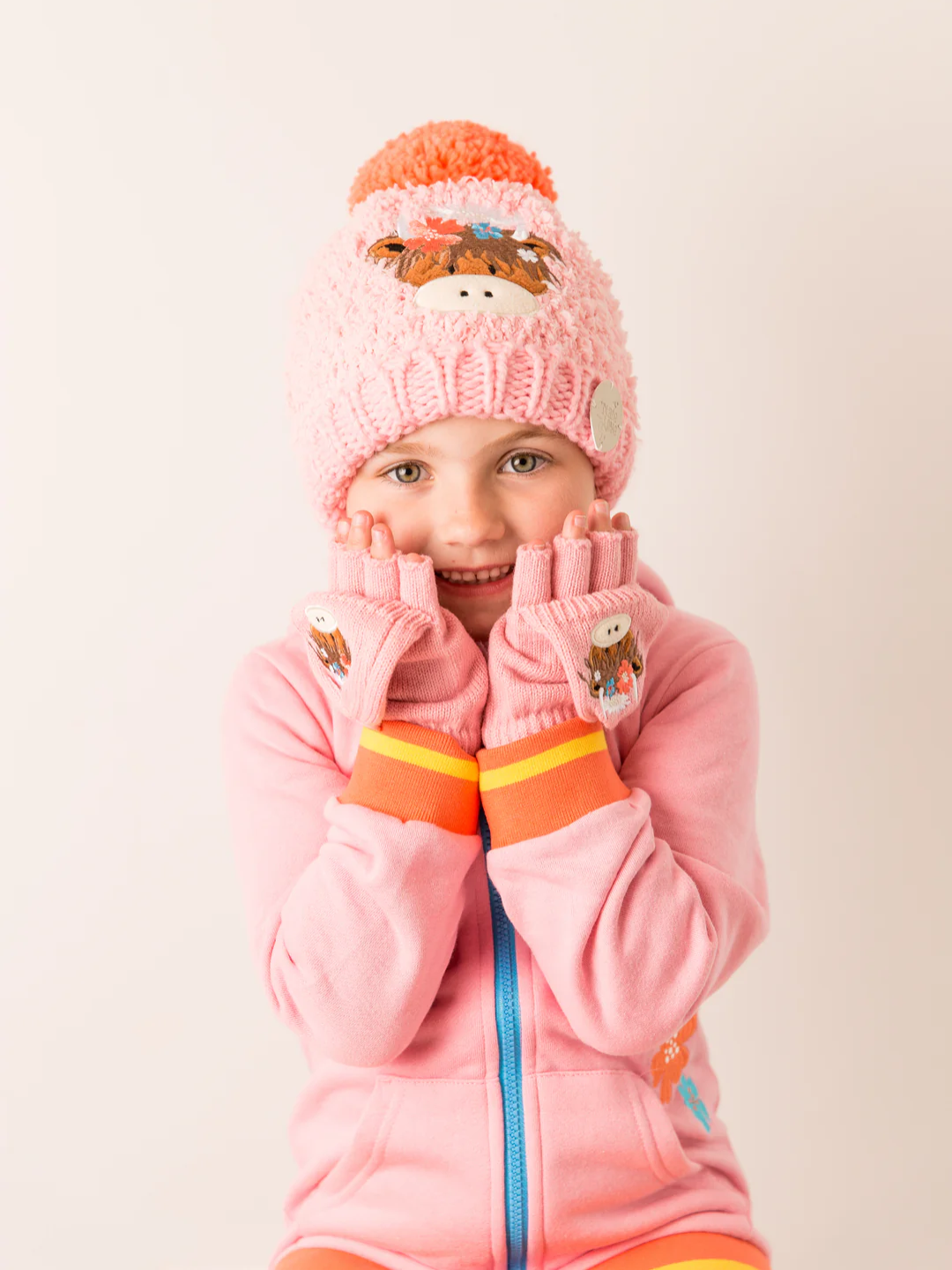 Bonnie Highland Cow Winter Hat & Mittens - Blade & Rose UK