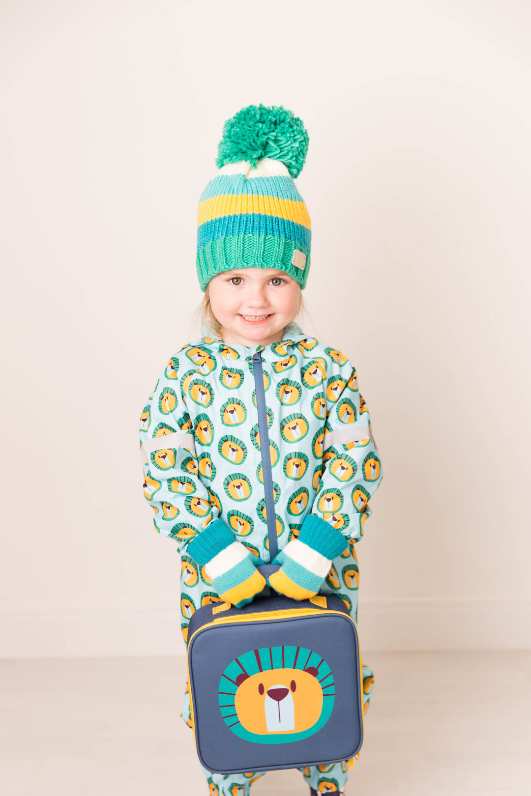 绿色和芥末色连指手套